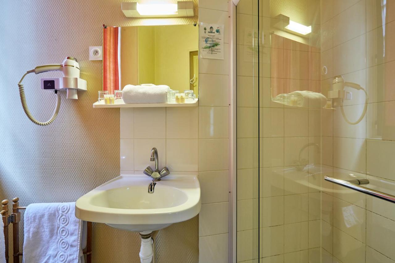 Hotel Saint Etienne Кан Екстериор снимка